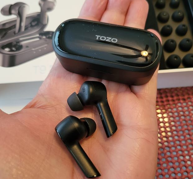 Tozo t9 buds user image test 